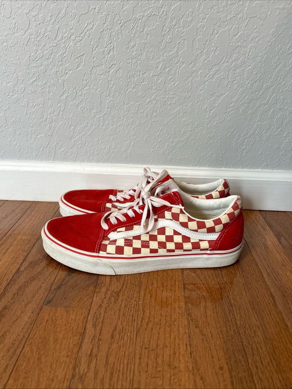 Vans Sneakers Skate Shoes Checkerboard Mens Size 11.5 Red White